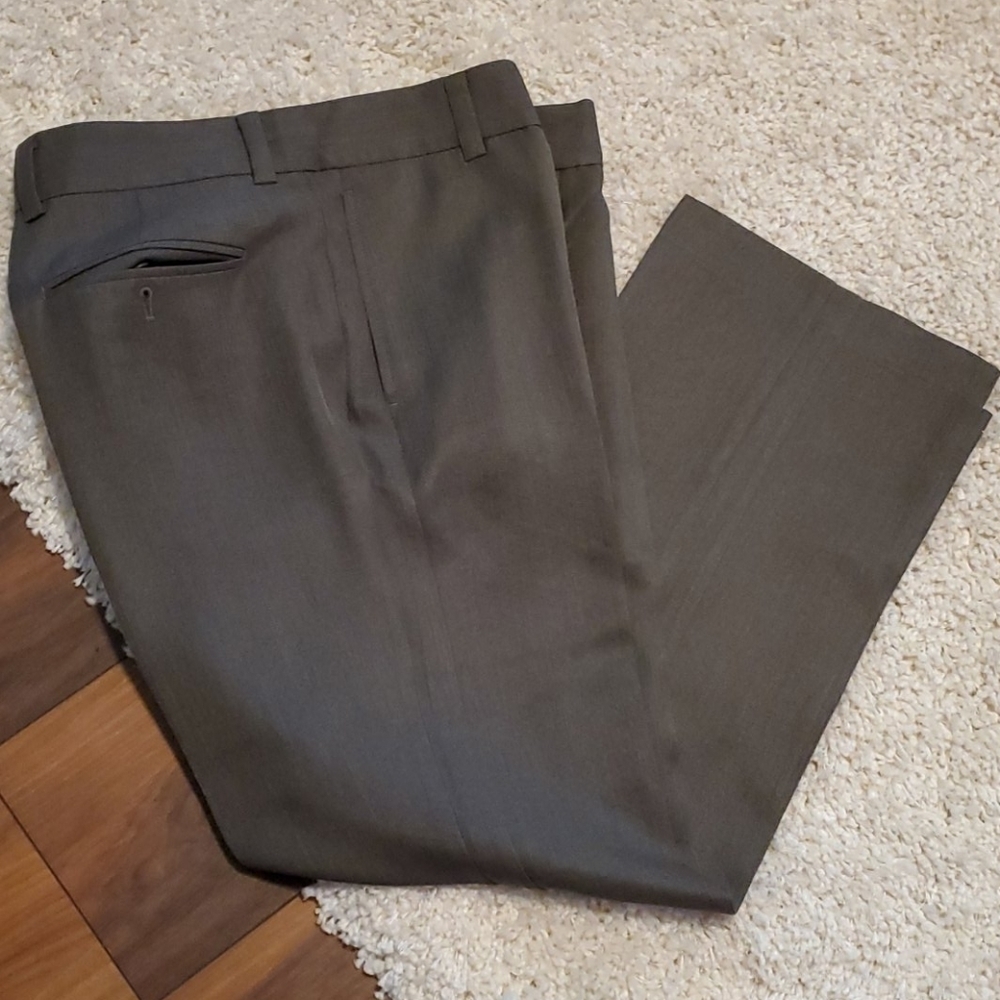 NWOT Kenneth Cole men's dress pants gray